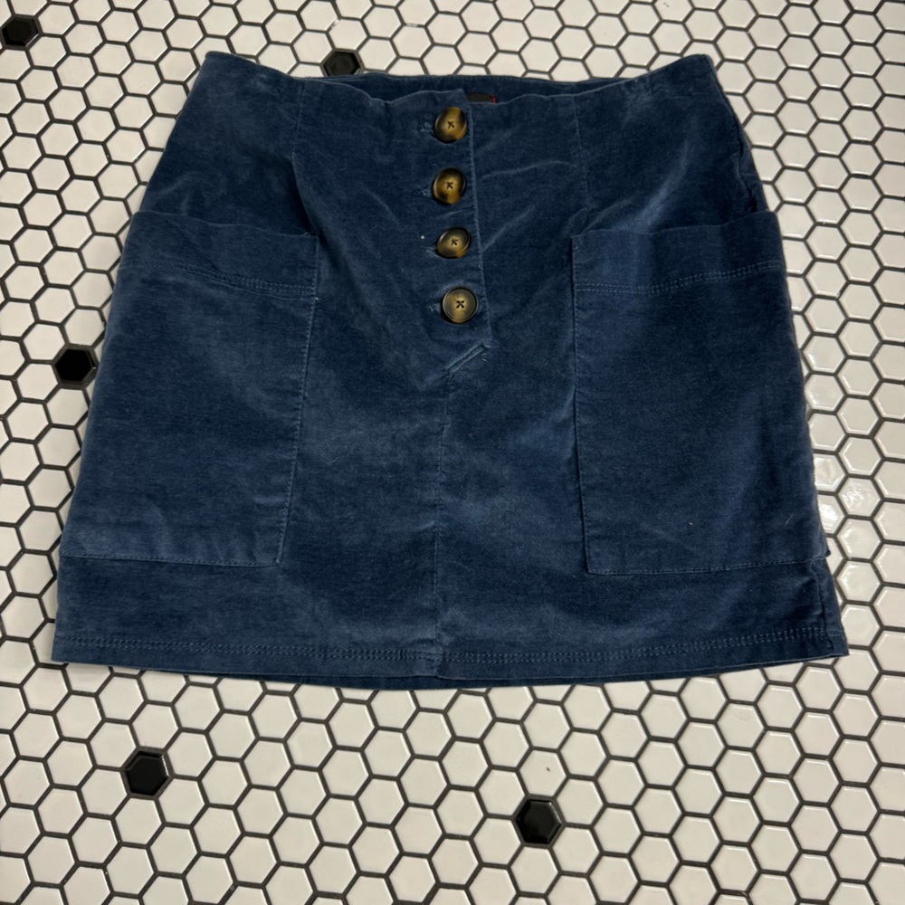 BDG velvet feel skirt size small
